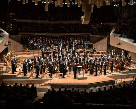 Schoenberg: Violin Concerto, Transfigured Night, Jacob's Ladder Album Review – A Compelling and Notable Release